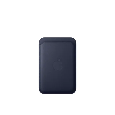 iPhone FineWoven Wallet with MagSafe – Navy